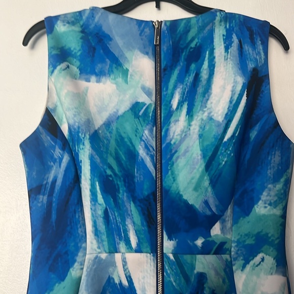 Pretty Blue and White Swirl Colored Dress - Picture 3 of 5